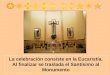 La celebración consiste en la Eucaristía. Al finalizar se traslada el Santísimo al Monumento